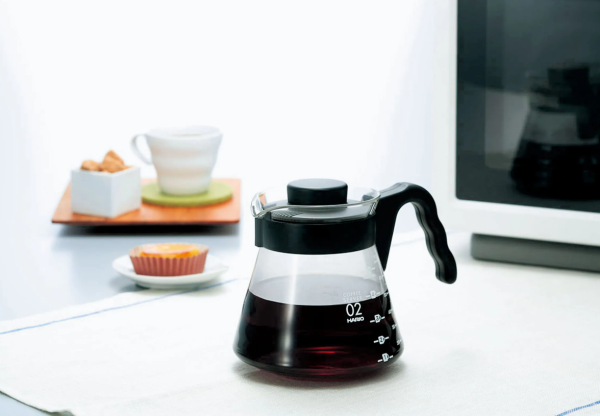 Hario V60 02 Drip Kahve Servis Sürahisi (700 ml)